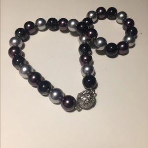Tahitian pearl choker